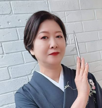 相談役 / Director