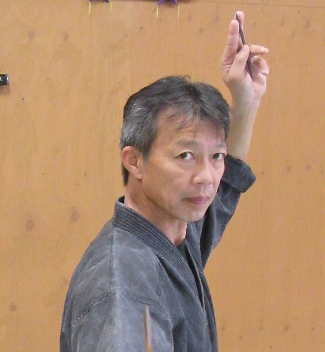 相談役・審判長 / Director